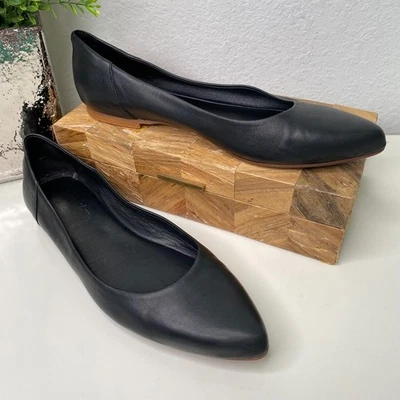Zapatos planos de ballet Coach and Four Juliette de cuero negro con punta talla 11 Foto 1 de 4