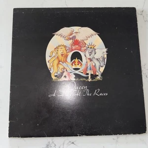 Queen A Day At The Races 1976 UK LP Original - Picture 1 of 8