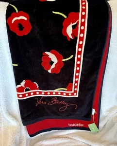 Vera Bradley Beach Towel POPPY FIELDS Oversized SOFT Pool Black RED NWT New RARE - Picture 1 of 5