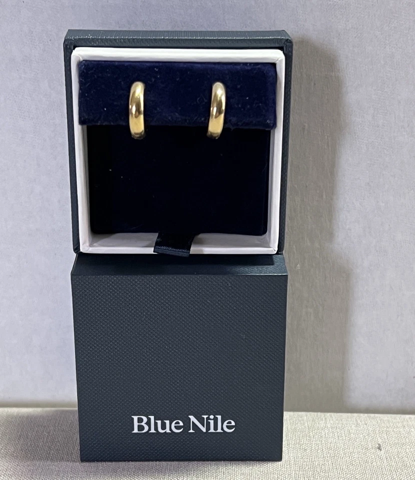 Мини твердого 14k желтое золото HUGGIE обруч серьги с безопасной застежкой назад / синий NILE - Изображение 1 из 4