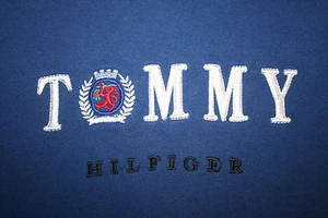 Vtg 90s Tommy Hilfiger Spellout Crew neck jumper sweat shirt loose crest XL - Picture 1 of 4
