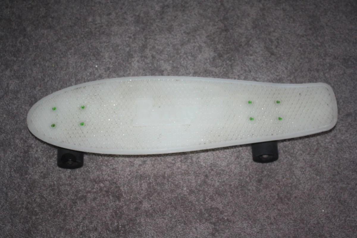 PENNY 22インチ グロウシリーズ クリア ホワイト GLOW SERIES Penny Skateboards ペニースケートボードGLOW IN THE DARK COMPLETE 22