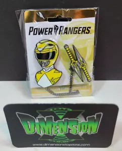 MIGHTY MORHPIN POWER RANGERS GIALLO RANGER LUSSO SMALTO SPILLA BUSTO CATENA DA BAVERO - Foto 1 di 2