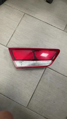 Luz trasera izquierda Kia Optima OEM 2016-2020 Foto 1 de 4