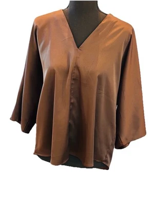 Top DOLMAN Banana Republic para mujer con cuello en V, café con leche de la tarde, talla M Foto 1 de 3