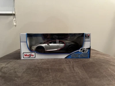1/18 Maisto Bugatti Chiron Sport gray and black - Image 1 of 4