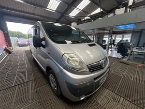57 plate Vauxhall Vivaro Trafic silver Sportive crew cab 2.0 12 months mot NoVat - Picture 1 of 24