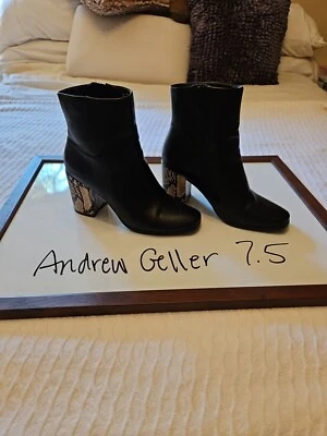 Andrew AG Geller Black Vegan Leather Snakeskin Block Heel Boot Size 7.5 Gilly - Image 1 of 4