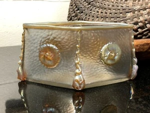 Jarrón antiguo de vidrio artístico Loetz decoración NAUTILUS 8 5/8" circa 1903 casi como nuevo - Imagen 1 de 12