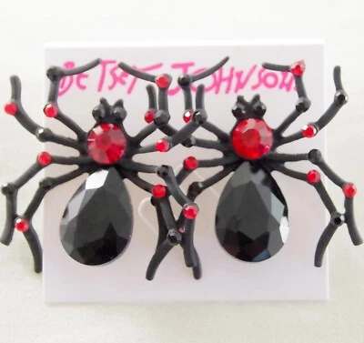 1.5" NEW BETSEY JOHNSON BLACK ENAMEL & RED RHINESTONE SPIDER HALLOWEEN EARRINGS - Image 1 of 4