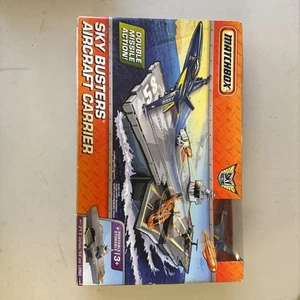 MATCHBOX SKY BUSTERS FLUGZEUGTRÄGER SET mit 1 Flugzeug RAR NEU - Bild 1 von 8