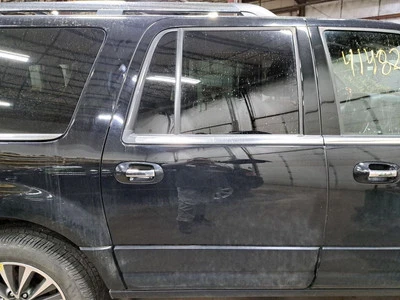 2016 Navigator Right Passenger Side Rear Door Assembly Color: Black G1 Foto 1 de 4