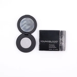 Youngblood Pressed Individual Eyeshadow - Platinum - .071 oz / 2 g - Picture 1 of 1