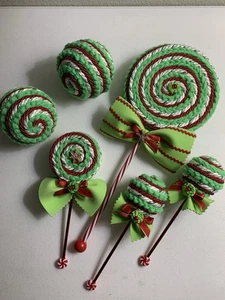 Set 6 Christmas Crocheted Yarn Covered Styrofoam Lollipop Balls Sucker & Pops Ne - Picture 1 of 6