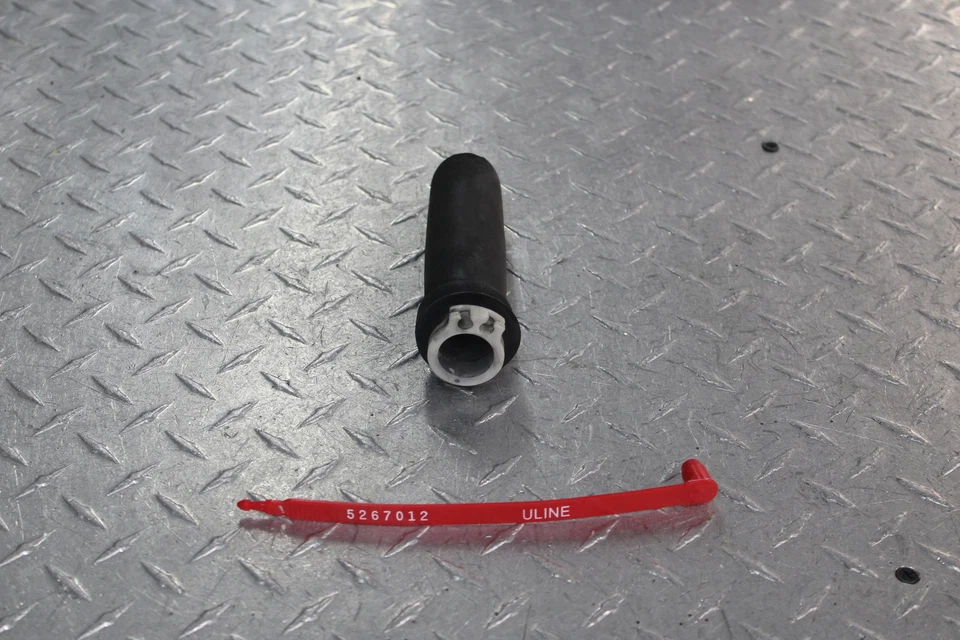 Kawasaki Ninja ZX11 ZX1100D 1994 empuñadura del acelerador derecho Foto 1 de 4