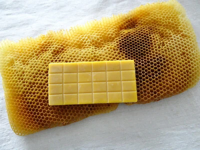 10-1000 g., reines 100% Bienenwachs direkt vom Imkerei (100 g/2,99-24,00 Eur.) - Bild 1 von 4