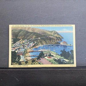 ROADTRIP POSTCARD Avalon Bay Wrigley Residence and Casino Santa Catalina CA - Picture 1 of 2