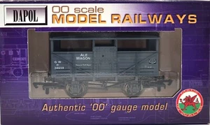 Dapol B549 GWR 8 Ton Ale Wagon (ex-Cattle Wagon) 38659 in GW Grey Livery - Picture 1 of 2