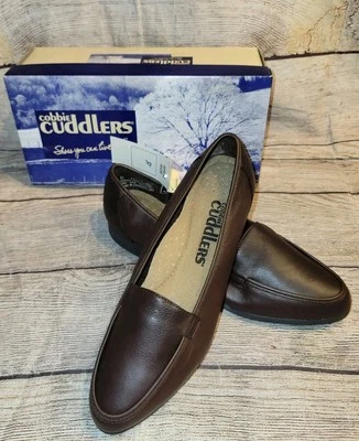  Mocasines de cuero marrón vintage Cobbie Cuddlers para mujer 8 NUEVO en caja  Foto 1 de 4