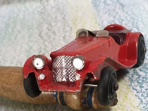 Dinky Toys #38f Jaguar rojo SS100 bujes estriados muy buenos 1947-50 neumáticos negros finos - Imagen 1 de 6