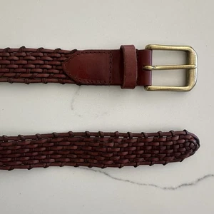 Cinturón con hebilla de latón de cuero tejido Indeed vintage en marrón talla grande - Imagen 1 de 9