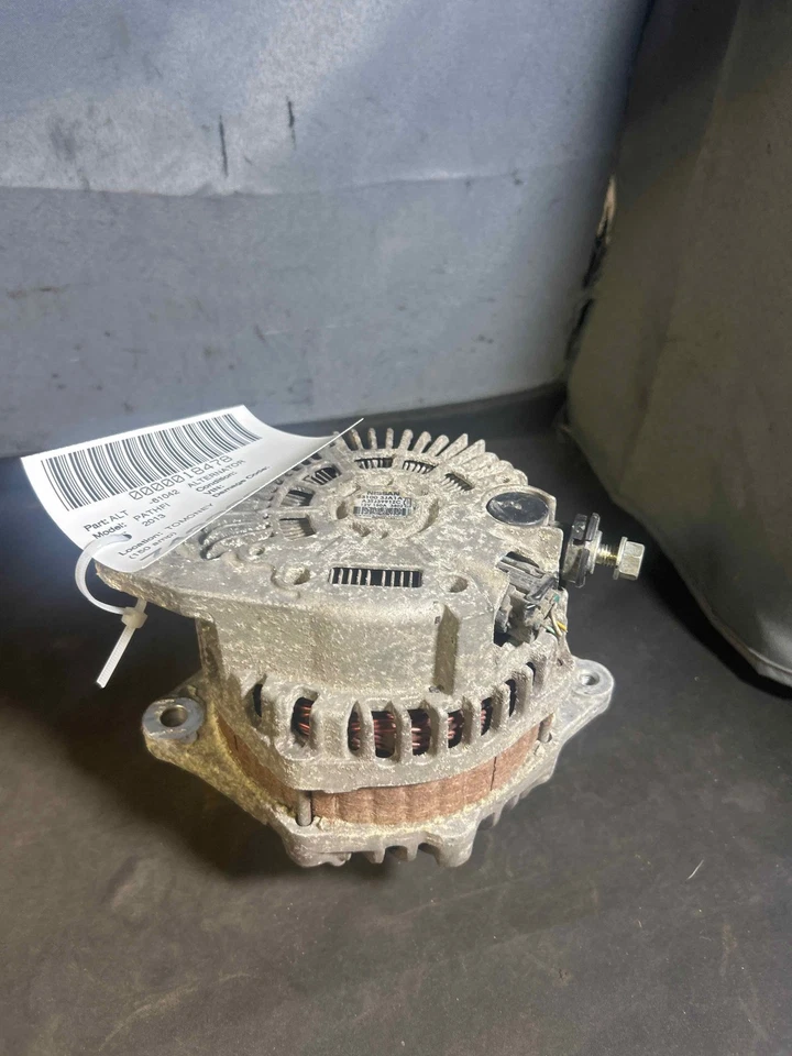 Fits 2013-2016 Nissan Pathfinder Alternator OEM:231003JA1A Foto 1 de 4