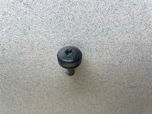 2008-2012 BMW 750i F01 ~ 1 TRUNK HINGE TORX BOLT ~ 07147153762 - Bild 1 von 3