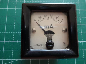 Anzeigeinstrument Einbau Strommesser DC 1mA DDR - Bild 1 von 4