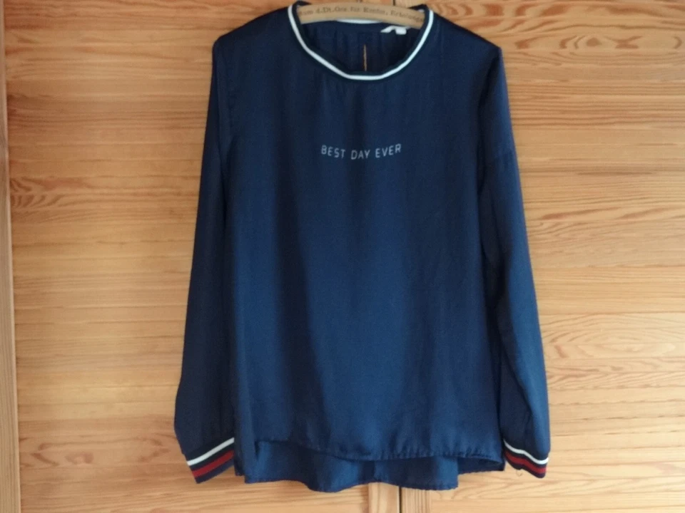 Bluse Gr. 42 von springfield dunkelblau mit Aufschrift   best day ever - Bild 1 von 1