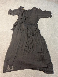 Maxi vestido antiguo para mujer mediano negro en capas años 1910 1920 con cuentas  - Imagen 1 de 20