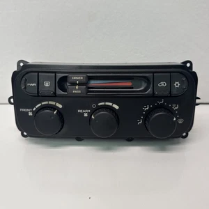 01 02 CHRYSLER TOWN & COUNTRY AC HEATER CLIMATE TEMPERATURE CONTROL 05005003AD - Picture 1 of 12