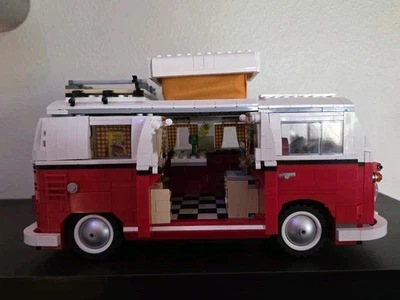 LEGO CREATOR: Volkswagen T1 Camper Van (10220) **VER DESCRIPCIÓN** Foto 1 de 4