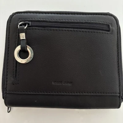 Princess Gardner Wallet Genuine Leather Black Cards, Coin Purse Zipper Closures - Image 1 of 4