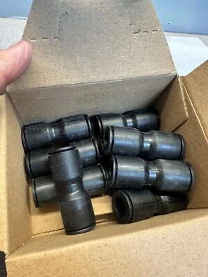 PARKER LEGRIS 3106 62 00 EQUAL UNION 1/2" X 1/2" (LOT OF 10) NEW FREE SHIPPING - Image 1 of 4