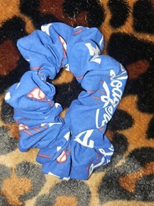 LA DODGERS HECHO A MANO SCRUNCHIE - Imagen 1 de 2