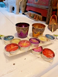 A PAIR OF RECYCLED GLASS & METAL INDIAN TEALIGHT HOLDERS WITH 2 PACKS OF CANDLES - Picture 1 of 11