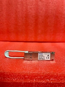 Transceptor óptico Finisar FTL4C2QE2C 40GE-LM4 MMF QSFP - Imagen 1 de 3