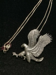 Large Silver Flying Eagle Pendant With 18 Inch Box Chain - Picture 1 of 6