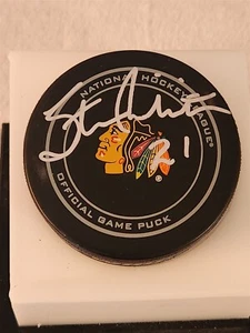 STAN MIKITA signed BLACKHAWKS official game puck BECKETT COA - Picture 1 of 2
