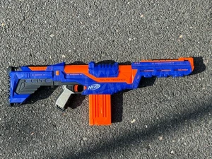 Nerf N-Strike Elite Delta Trooper Blaster - Bild 1 von 3