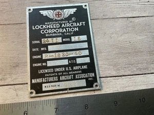 ORIGINAL WWII ERA LOCKHEED MODEL 18 LODESTAR AIRCRAFT DATA SPEC NAME PLATE - Imagen 1 de 2