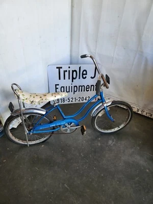 Vintage Schwinn Stingray Fair Lady 1978 Bicycle - Image 1 of 4