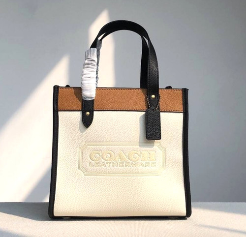 Borsa da campo Coach C3461 22 in pelle colorblock con uscita gesso distintivo Coach