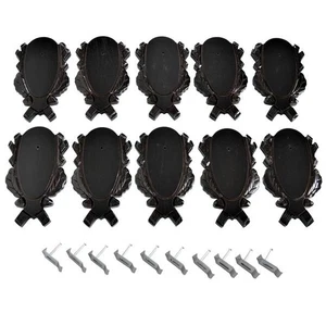 10 pezzi targhette trofeo capriolo intagliato scuro + 10 pezzi mollette per corna - Foto 1 di 2