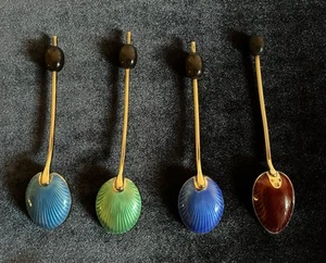 Four Solid Silver & Guilloche Enamel Coffee Bean Spoons Hallmarked Birmingham. - Picture 1 of 4