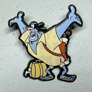Disney Aladdin Plastic Pin Badge Genie in Tourist Outfit x 1 Retro Accessory - Picture 1 of 8