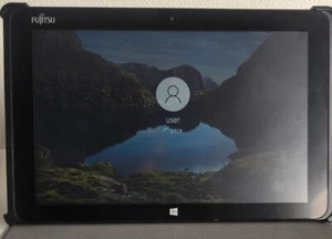 JUNK Fujitsu ARROWS Tab Q506/ME Windows 10 Tablet Japan - Picture 1 of 6