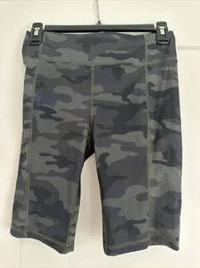 Gap Teen size XXL (14-16)  Bike/  Shorts in Camo Green/Black Logo Pocket NEW - Picture 1 of 4