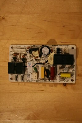 Placa deshumidificadora de 70 pintas Hisense (1946789,1946789B,1946792A) DH70K1G,DH7019K1G  Foto 1 de 4