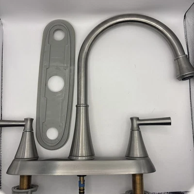 Стандартный кухонный кран Cantara High-Arc с 2 ручками работает отлично - Изображение 1 из 4